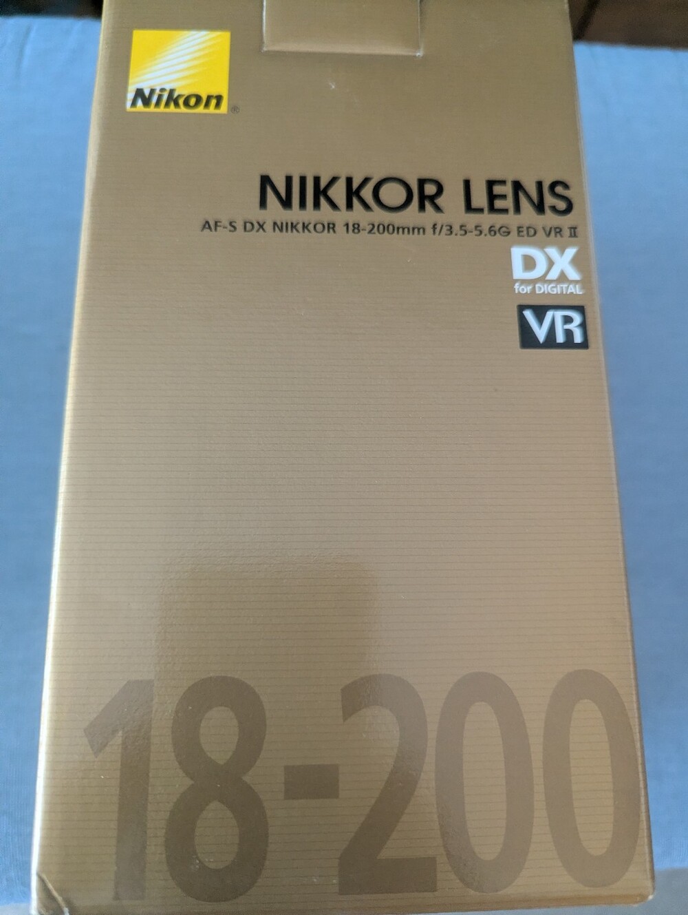 Nikkor Lens (AF-S DX Nikkor 18-200mm f/3.5-5.6G ED VR II)